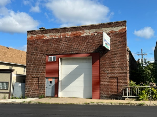 132 Dingens St presented by Militello Realty Inc, WNY Commercial Real Estate